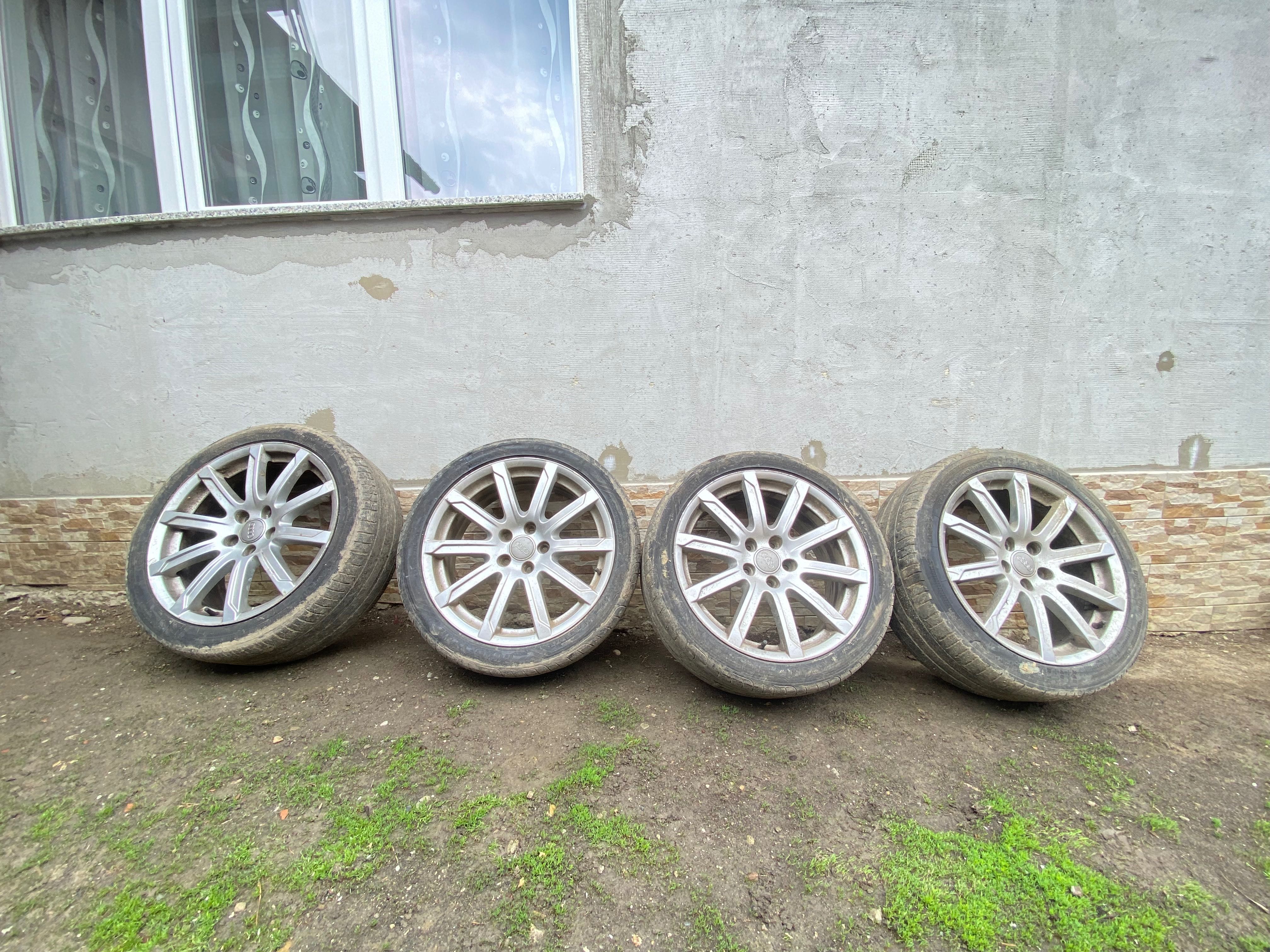 Vând jante aluminiu Audi