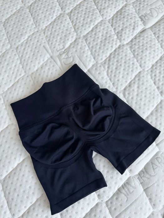 Gymshark Shorts Women - Оформящи фитнес къси панталонки