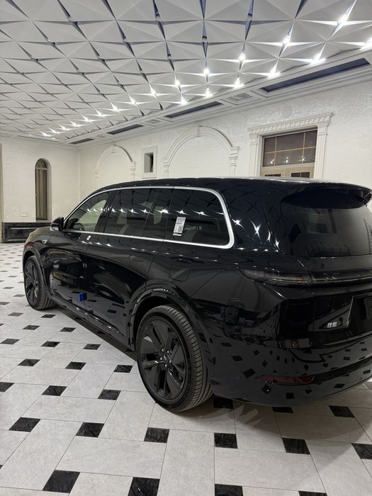 Lixiang Li 9 ultra 2025