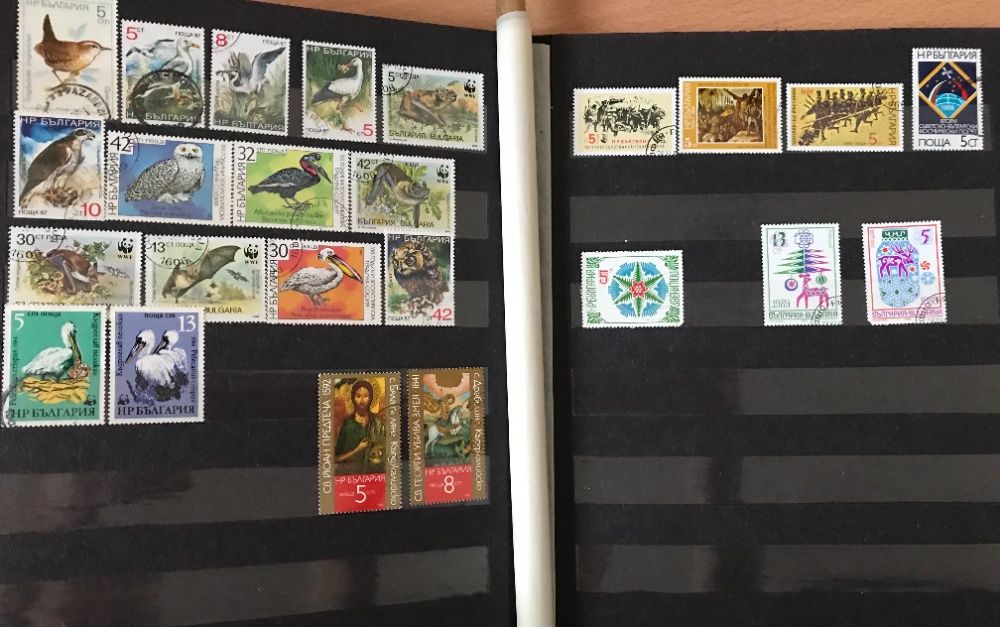 Пощенски марки, над 400, от различни страни, години и категории