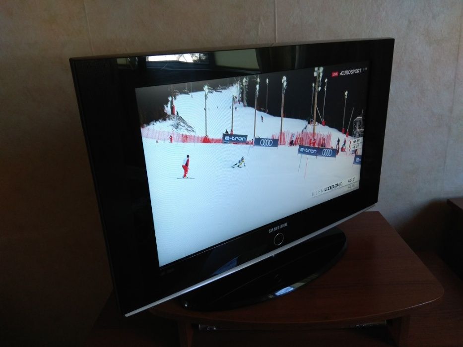 Samsung LE26' HD LCD TV