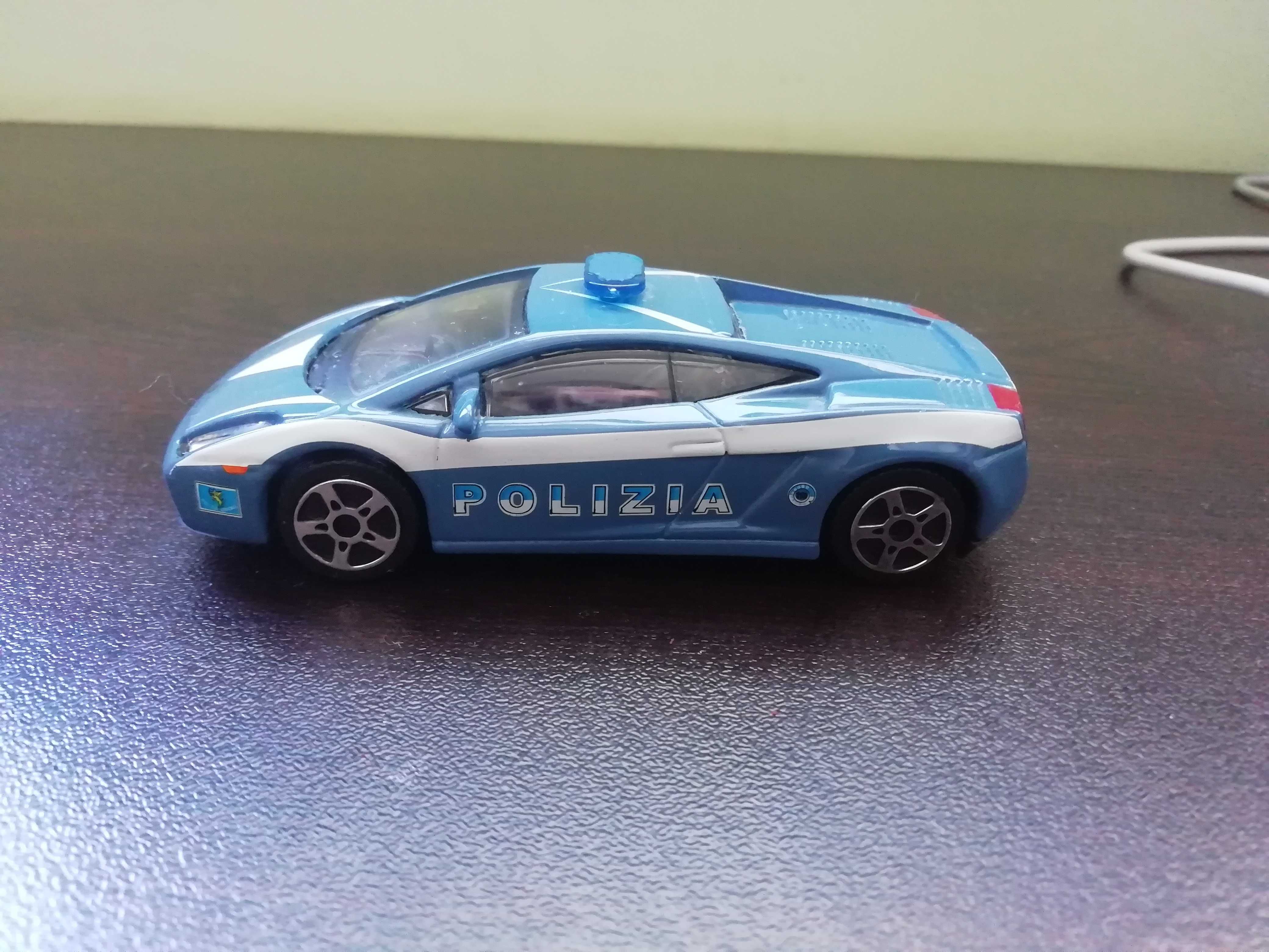 BBURAGO LAMBORGHINI GALLARDO POLIZIA 1/43 нова количка Бураго метална