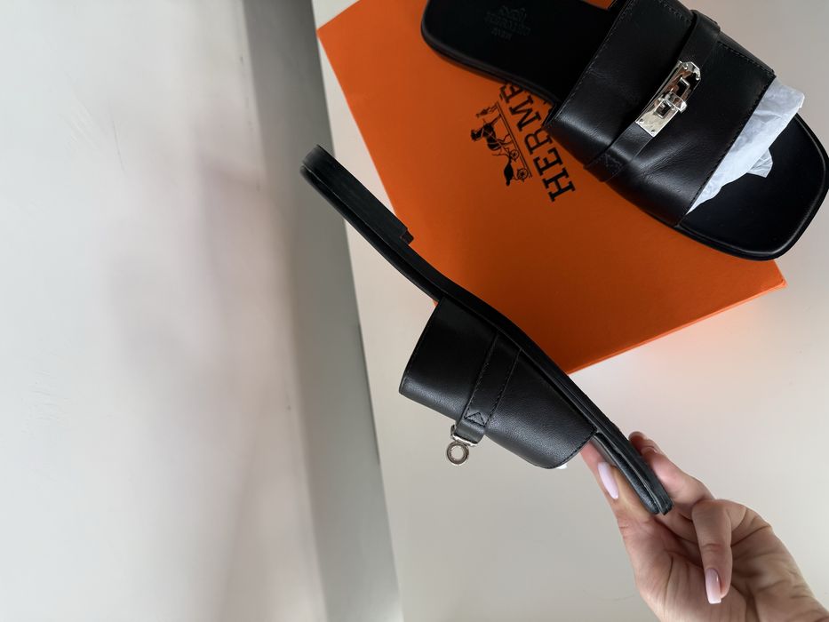 Hermes чехли от естествена кожа черни