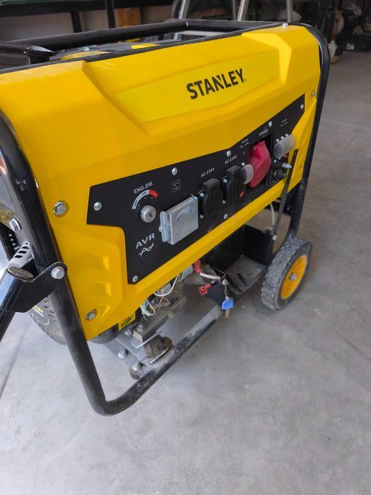 GENERATOR CURENT mono si trifazic Stanley SG5600B - 5KW - NOU