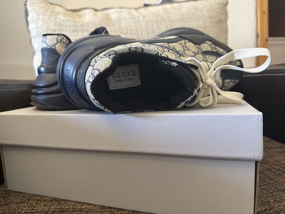 Adidasi Gucci Rhyton