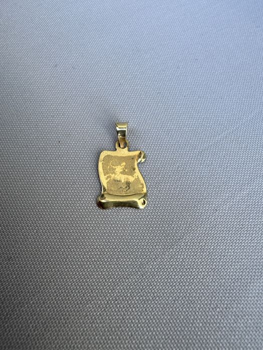 Pandantiv Sagetator aur 14 k