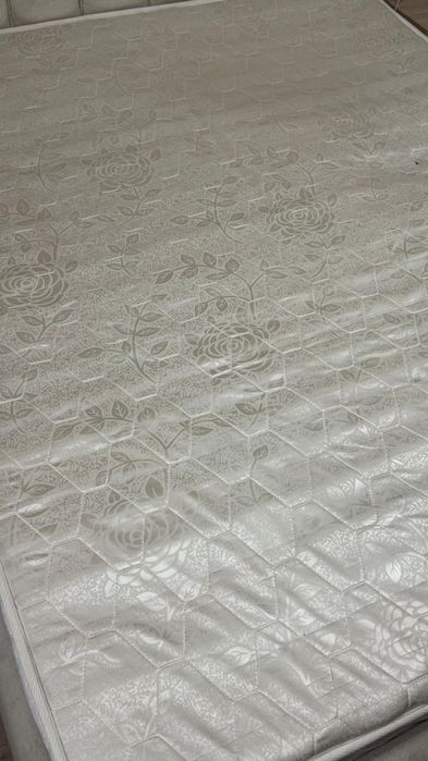 Продается ортопедический матрас в Астане