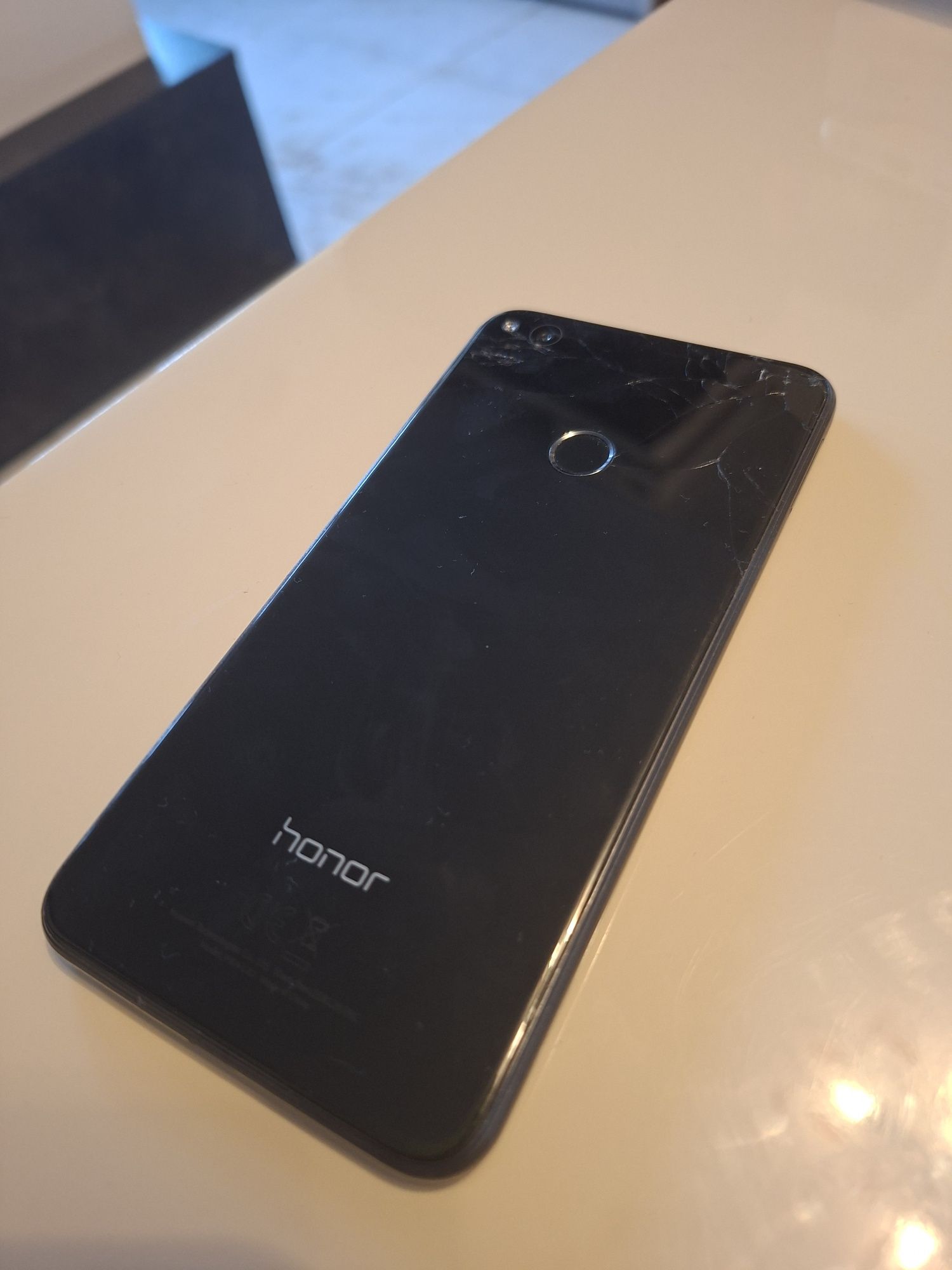 Samsung s10 + Samsung s9 + Honor 8 light