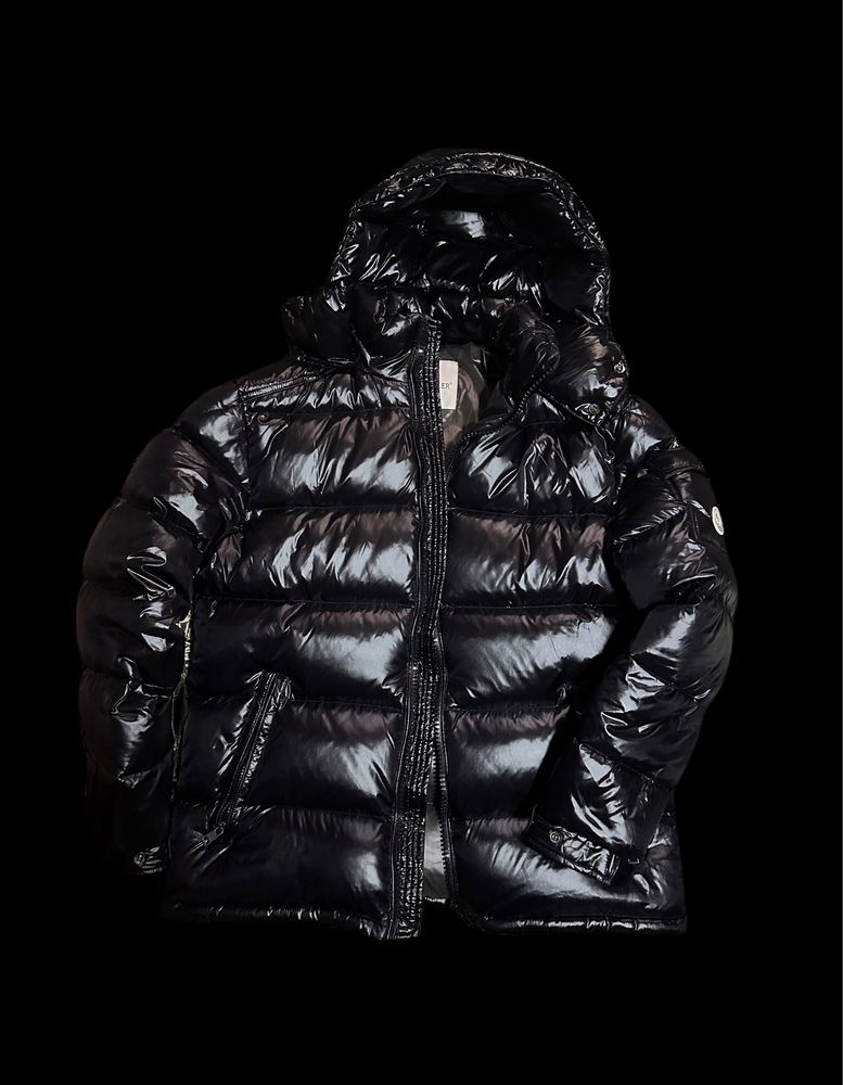 geaca Moncler Maya