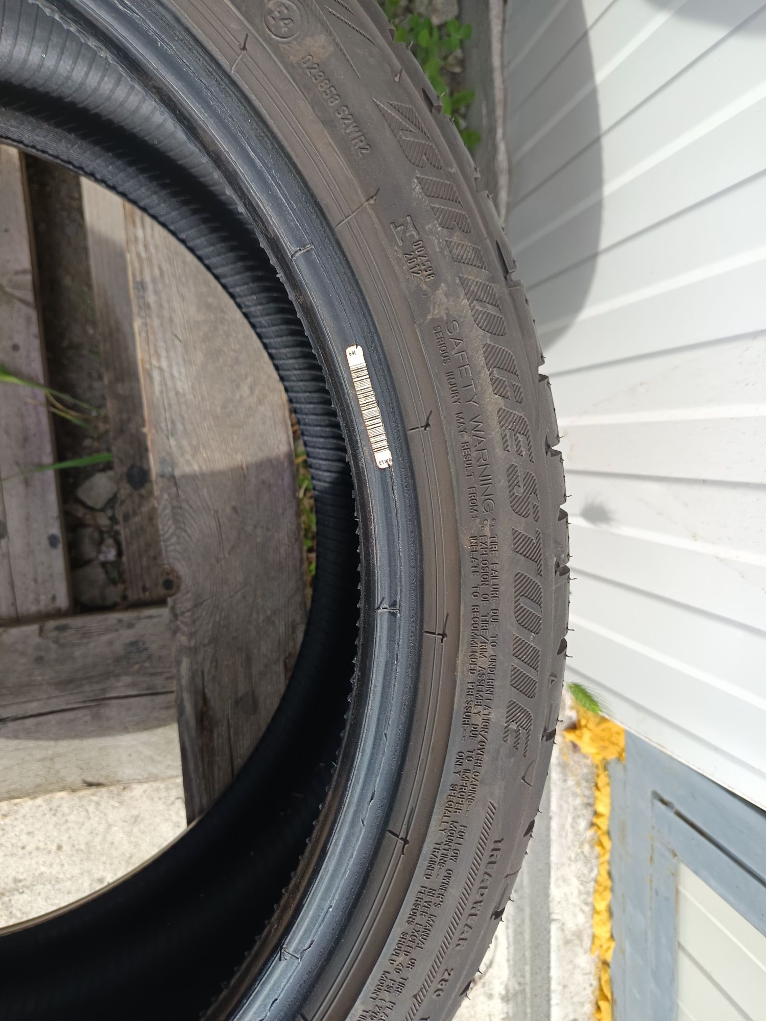 255 35 R 19 BRIDGESTONE Дот 0418