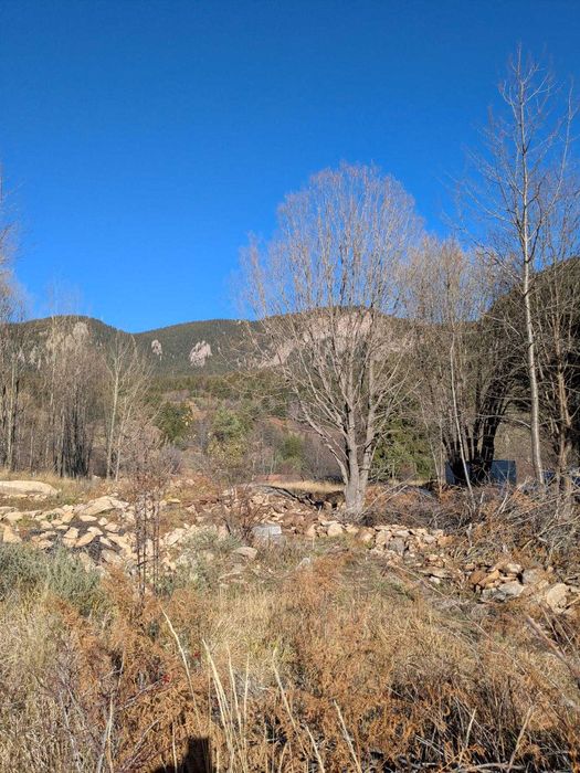 Парцел в курортно ядро Смолянски езера