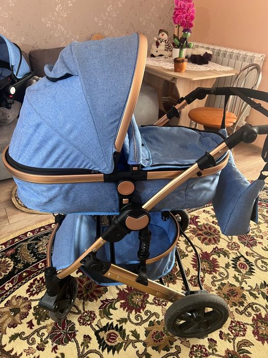 Vând cărucior cu landou și scoica