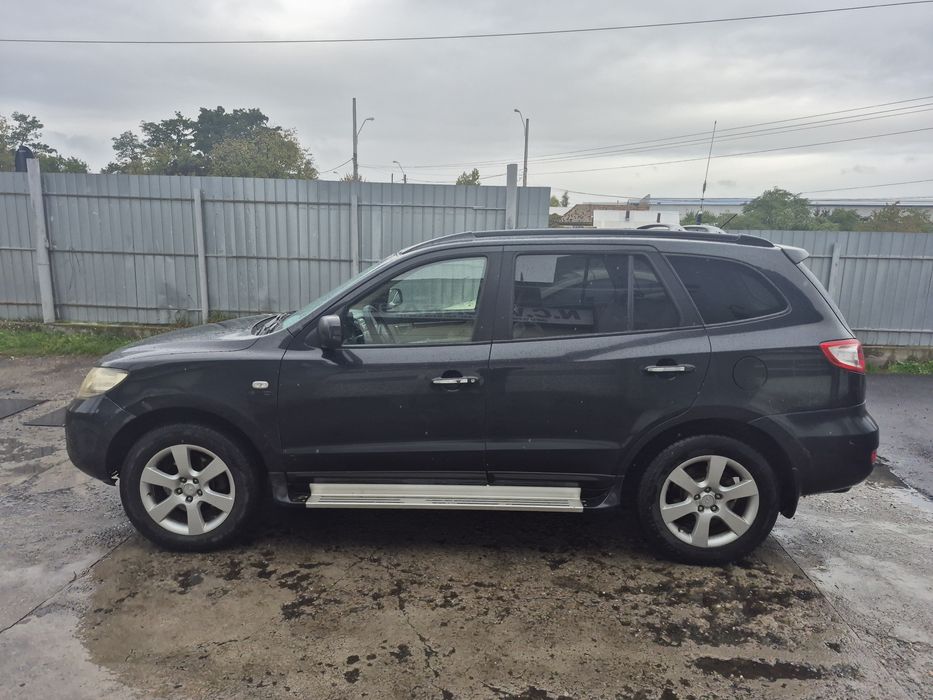 Vând sau schimb hyundai santafe