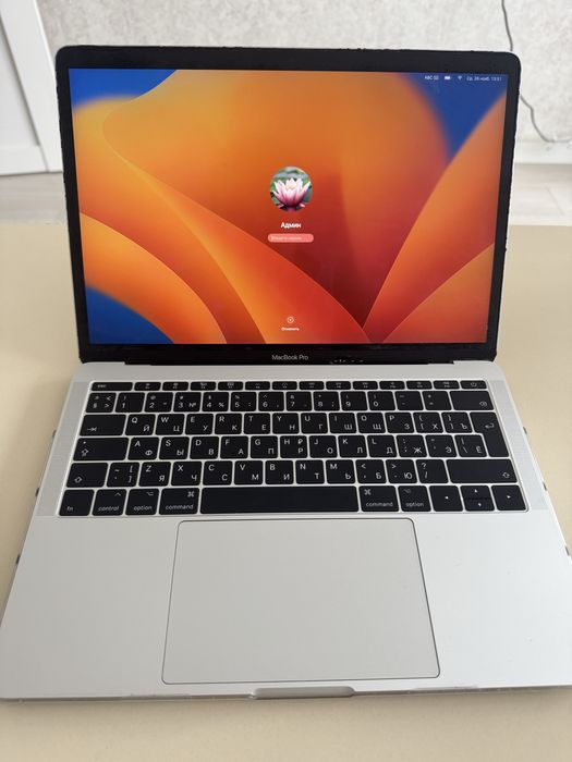 Продам MacBook Pro 13” (2017) в нормальном состоянии, обмена,торга нет