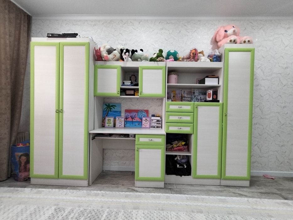 Продам детскую стенку