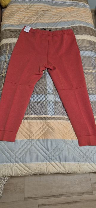 Nike tech fleece.