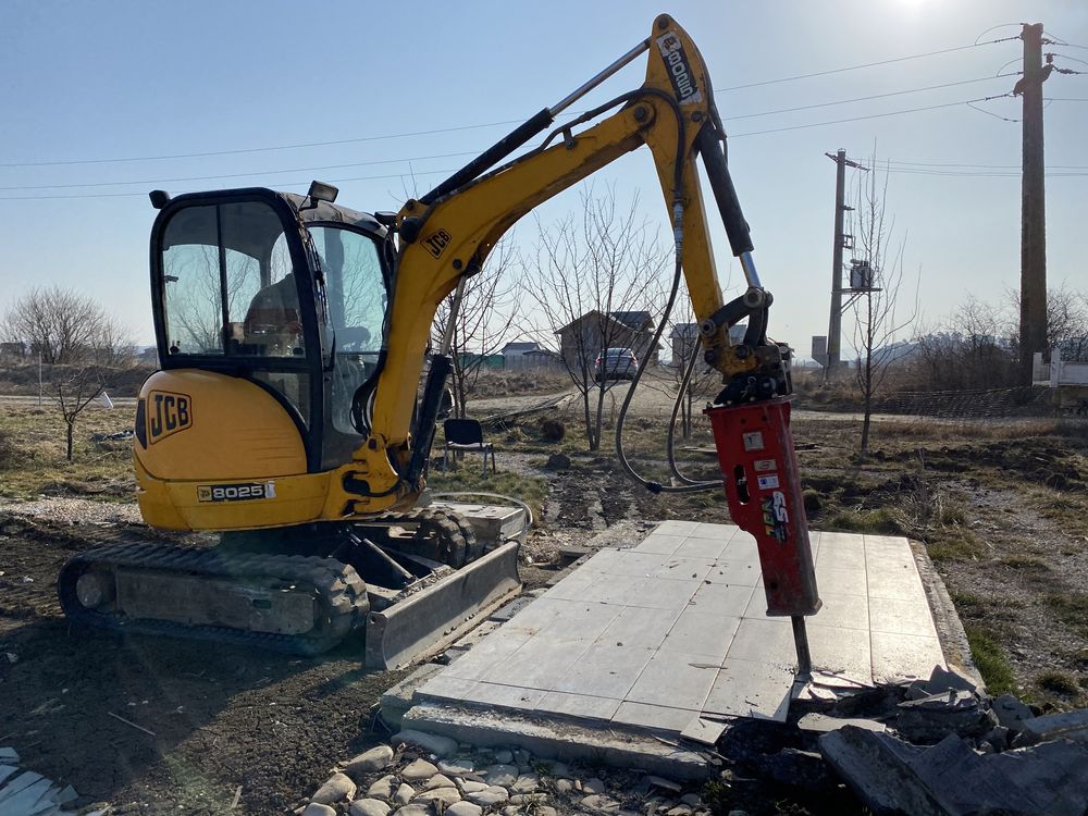 Sapaturi demolari bransamente fundatii  fose Miniexcavator picon JCB