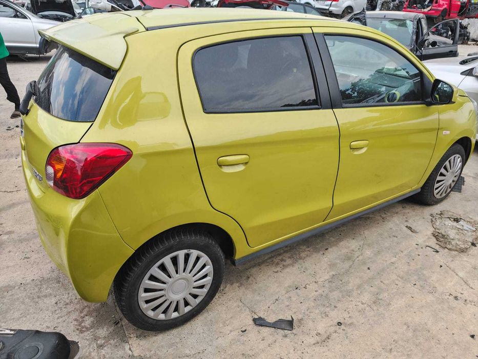 Mitsubishi space star 1.2i 2015 avariat rate fixe fara avans prin tbi