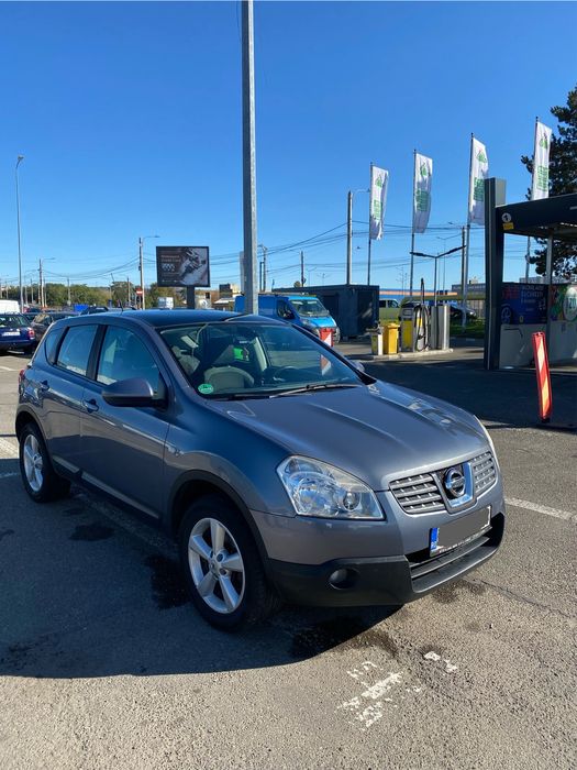 Nissan Qashqai J10