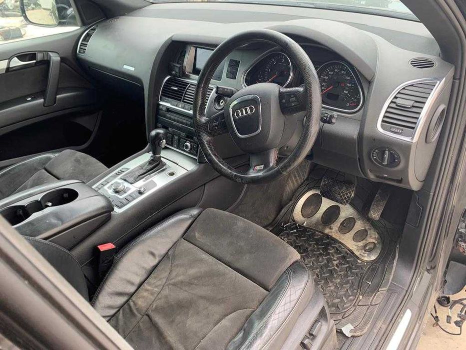 Dezmembrez audi q7 3.0 s linne/interior s liine q7/fata completa q7