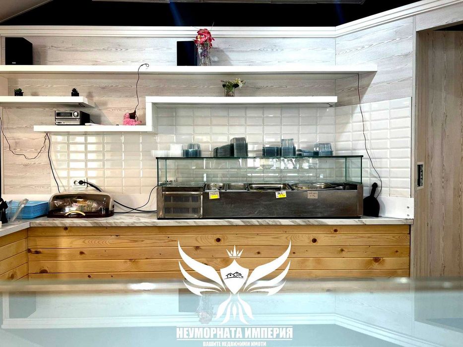 Продавам развит и работещ бизнес в помещение 110кв в Асеновград център