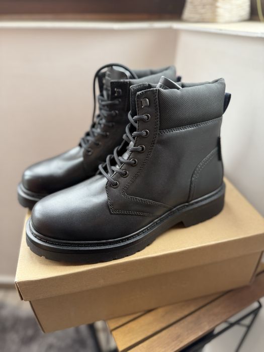 Tommy Jeans LaceUp bocanci piele neagea marimea 42 noi originali