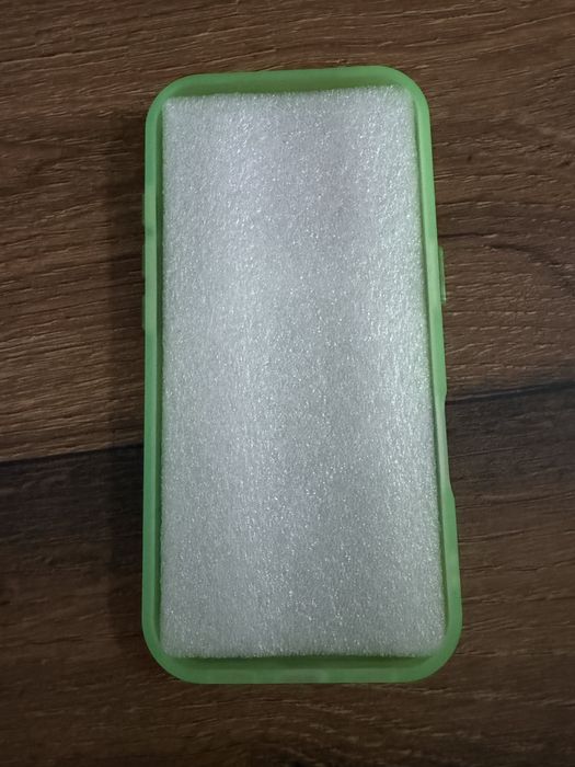 Калъфи iphone 17 pro 16 pro samsung z fold 7