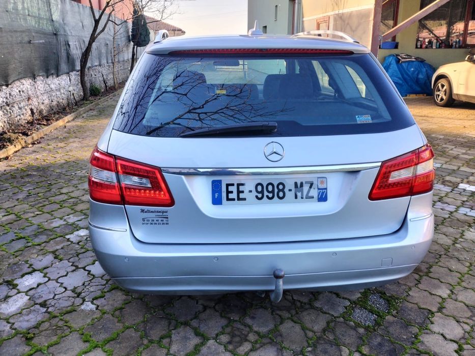 Vand Mercedes Benz E220 blue efficency automat