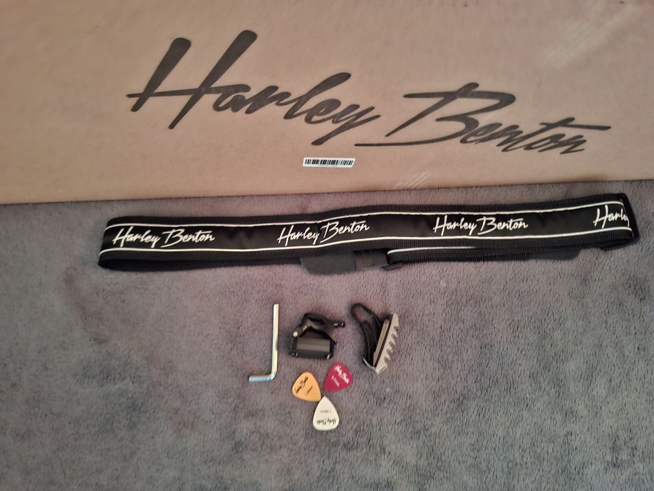 Електро акустична китара