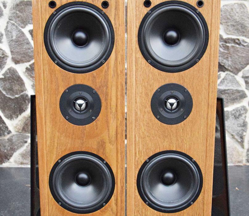 Boxe IQ 3240 AT, boxe de podea, coloane