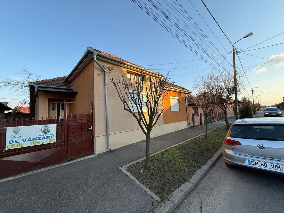 Ofer spre Vanzare Casa 4 camere 2 fronturi la doua strazi zona Unio