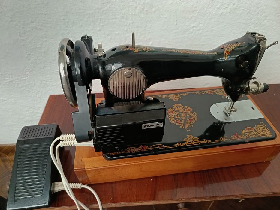 Mașină de cusut in stare buna