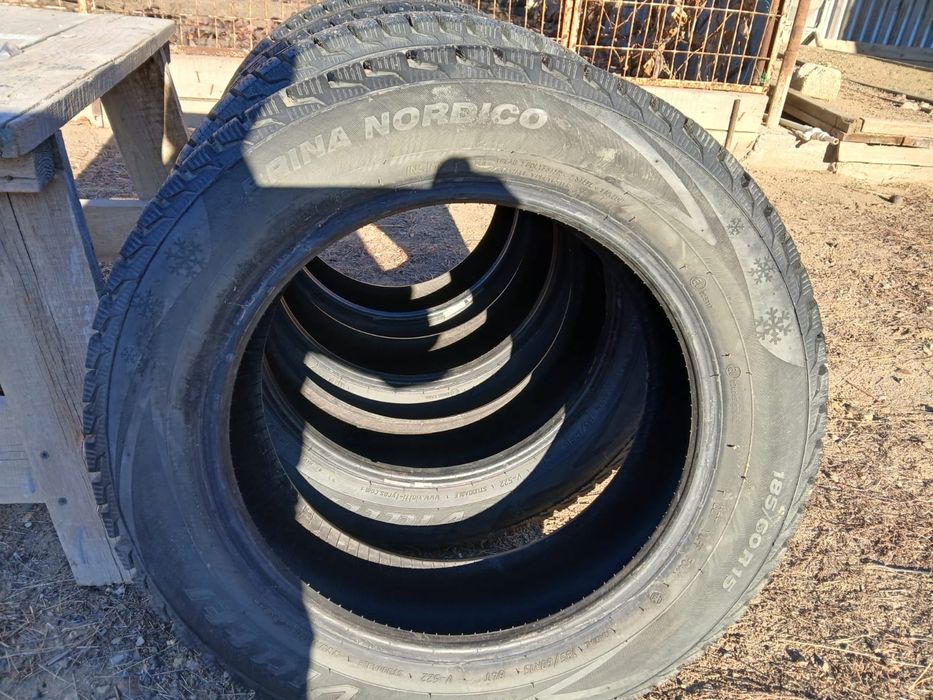 Продам шины в отличном состоянии