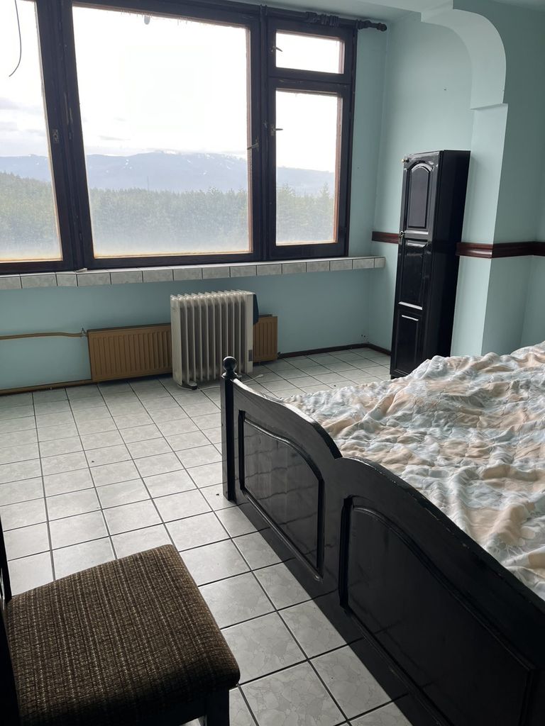 Продава се Двустаен апартамент в Перник, Тева - 65 кв.м за 1036 €/кв.м - Снимка #10