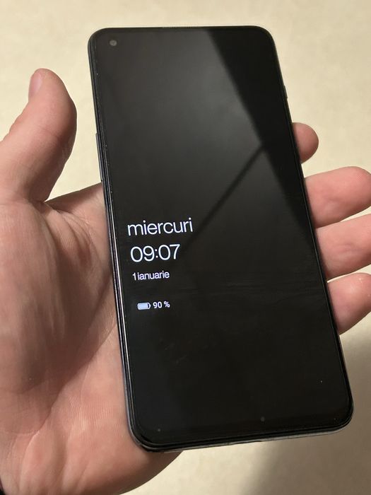 One plus nord 2 5G 128 GB 8 Gb RAM