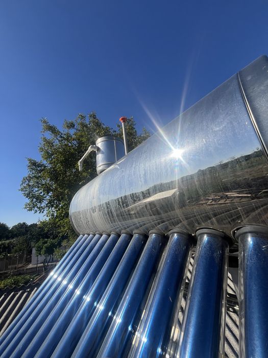 Vand boiler pe panou solar