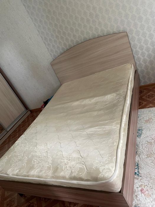Срочно Продам кровать 2-ух спальный