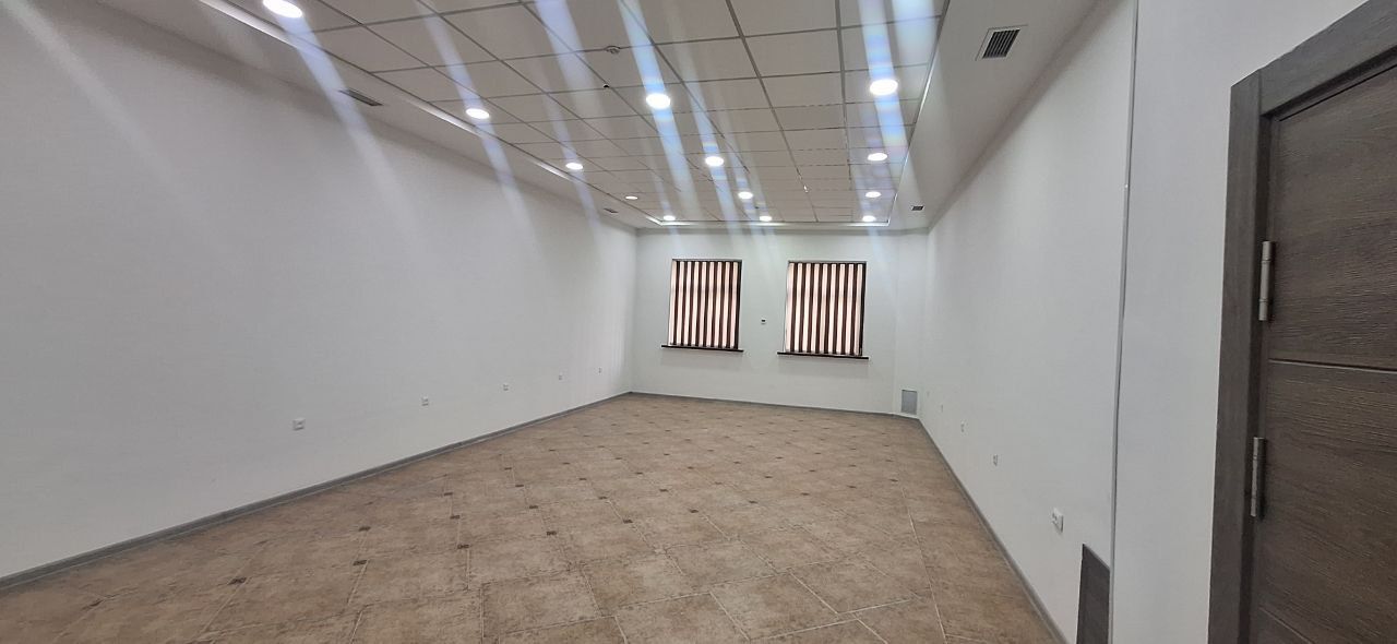 Chilonzor 19 kvartl 60 m2 ofes ijaraga beriladi