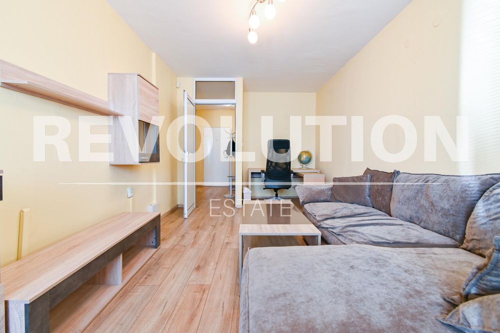 Дава се под наем Двустаен апартамент в София, Младост 4 - 60 кв.м за 500 € - Снимка #2