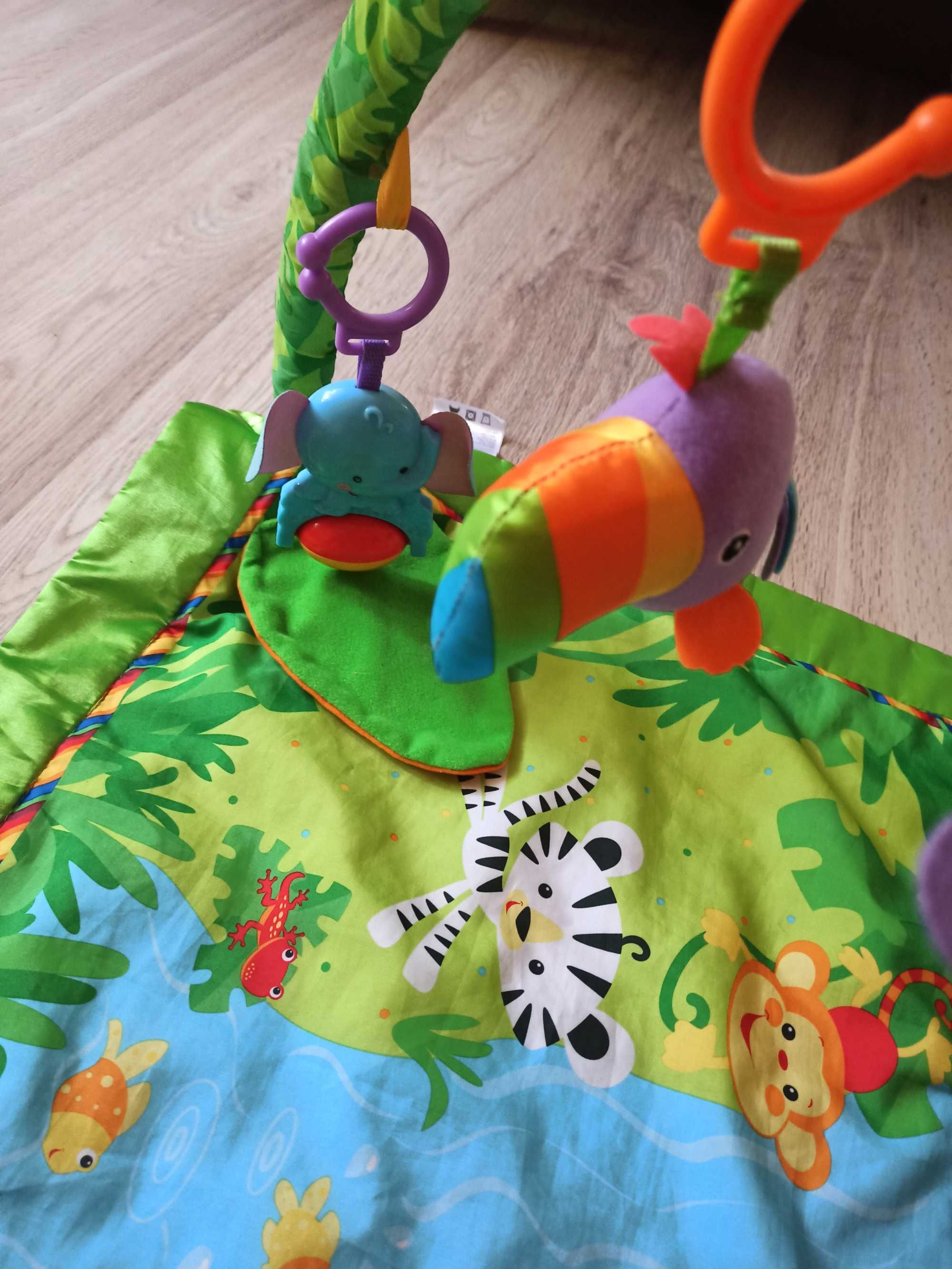 Saltea/ centru activitati Fisher price  rainforest,cu sunete si lumini