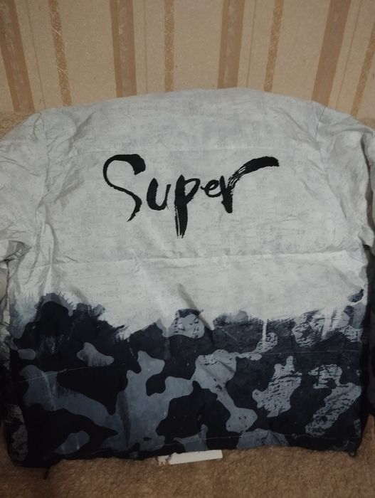 Продаю лёгкую демисезонную куртку.