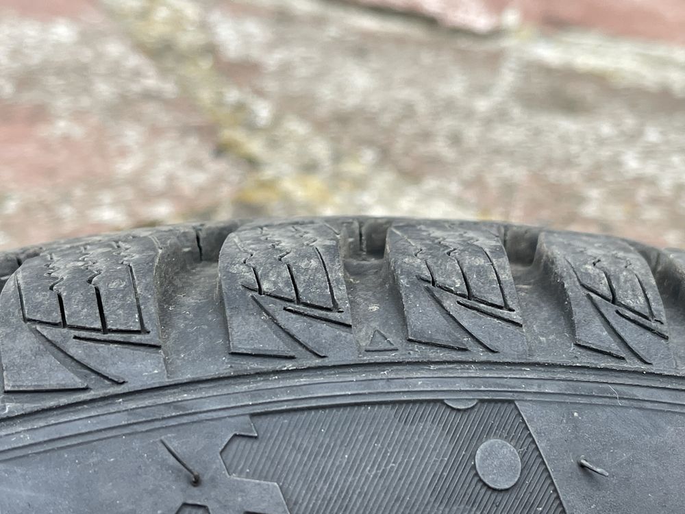 4бр. Зимни Гуми Kumho Като Нови 165/70 R14