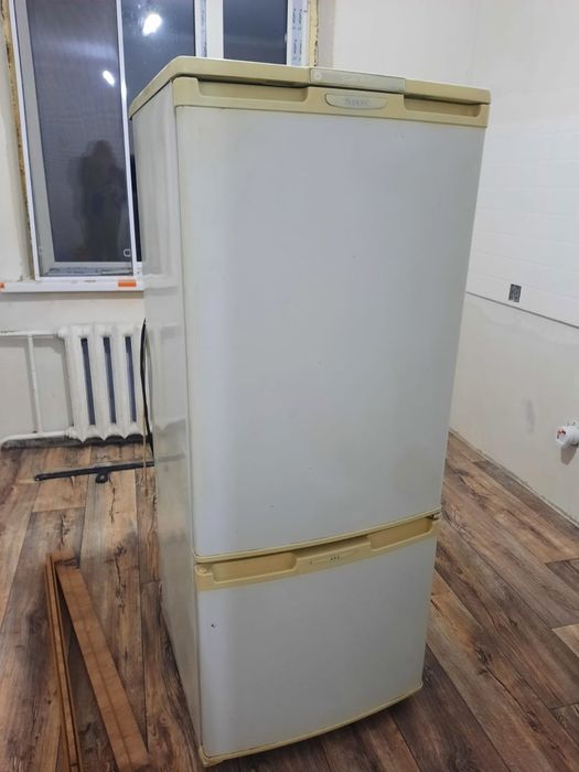 Холодильник продам