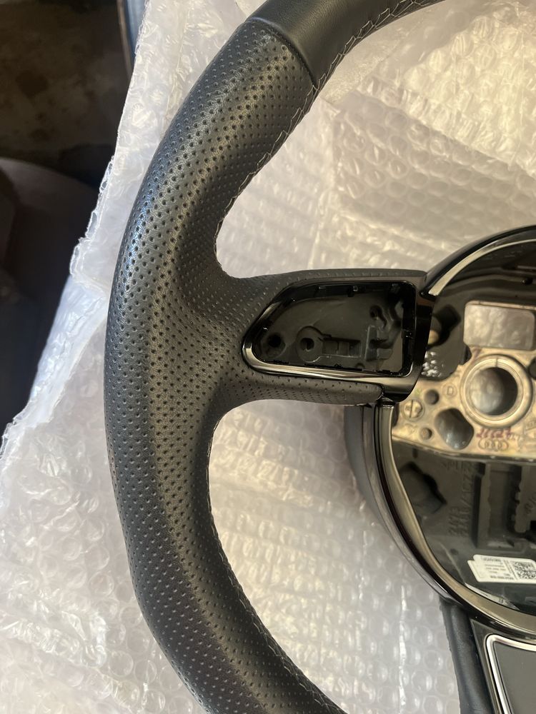Volan audi ! Demontat dupa audi A3 8V .