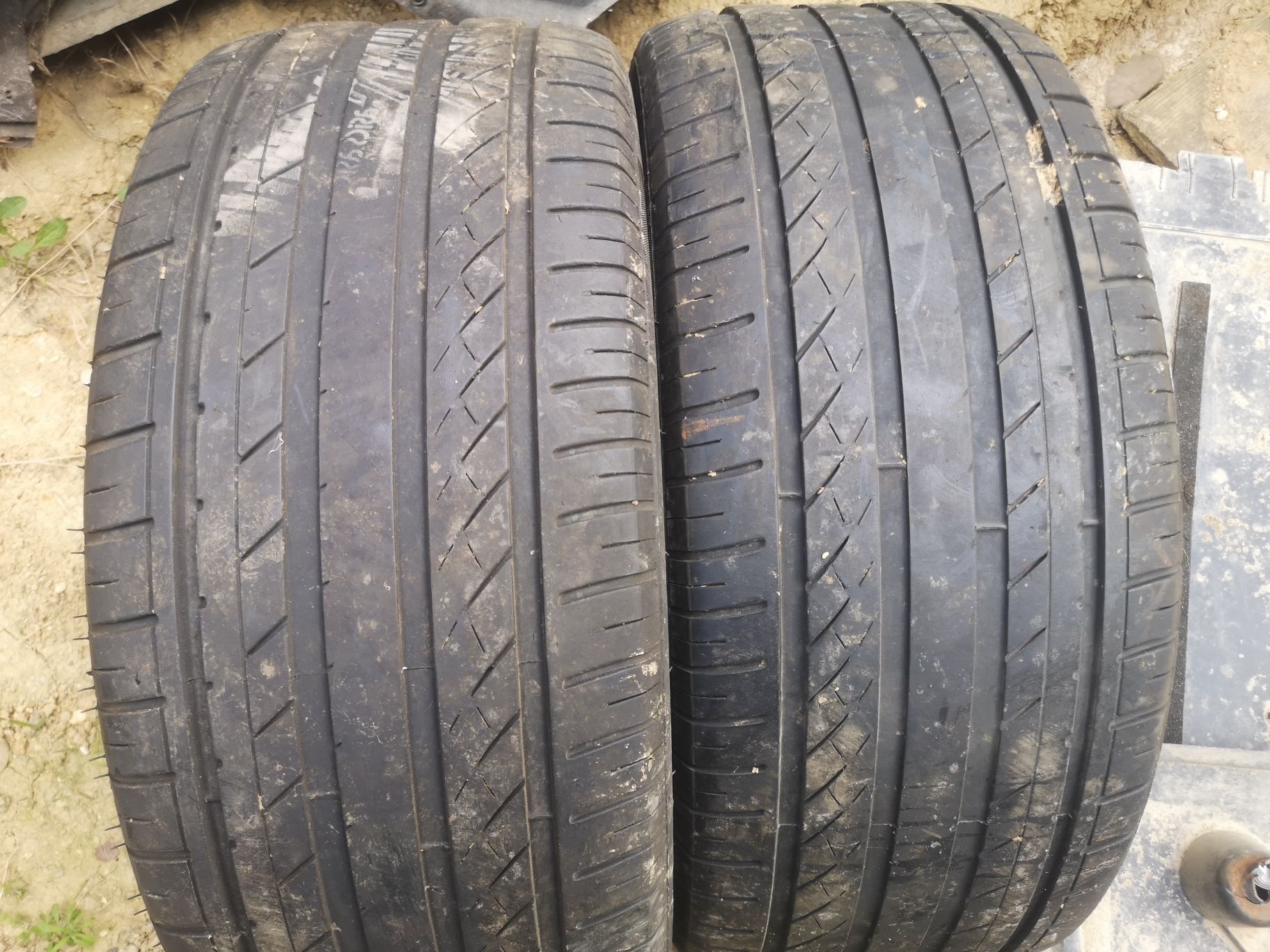 Set 2 anvelope 255/45R18 de vara