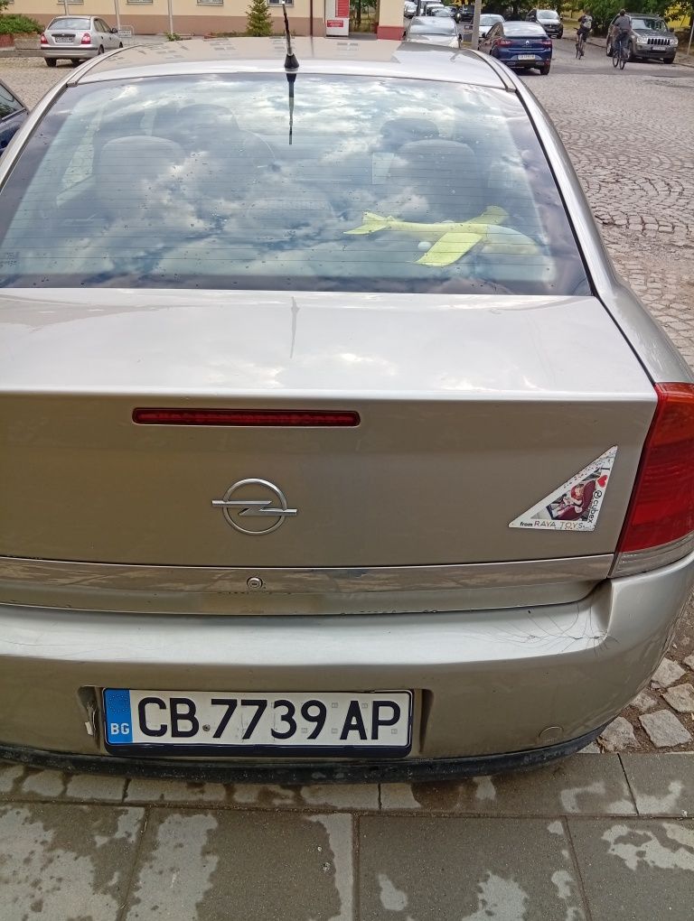 Опел Вектра Ц запазена