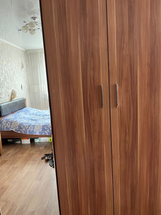 Шкаф плательный угловой