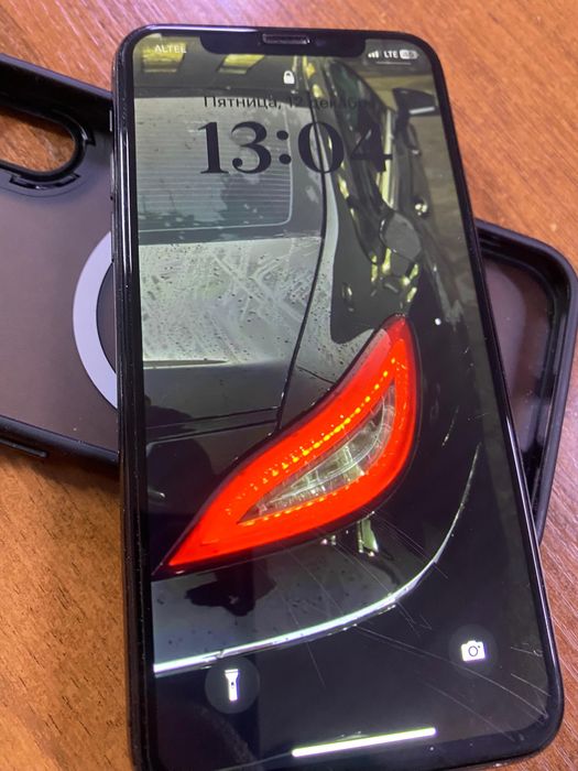 продается iphone x 256 GB