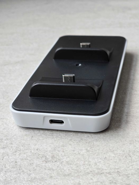 Vand statie de incarcare pentru controllere PS5 Playstation 5