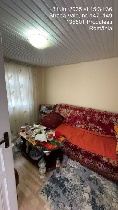 Casa de vanzare + teren in comuna Produlesti